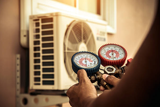 Professional Hvac Installation technician working in Rockland, ME